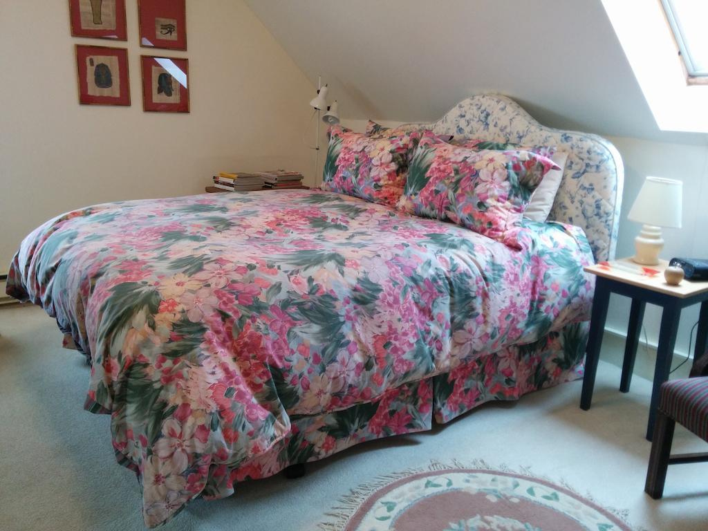 Fairmont House Bed & Breakfast Bed & Breakfast Mahone Bay Room photo